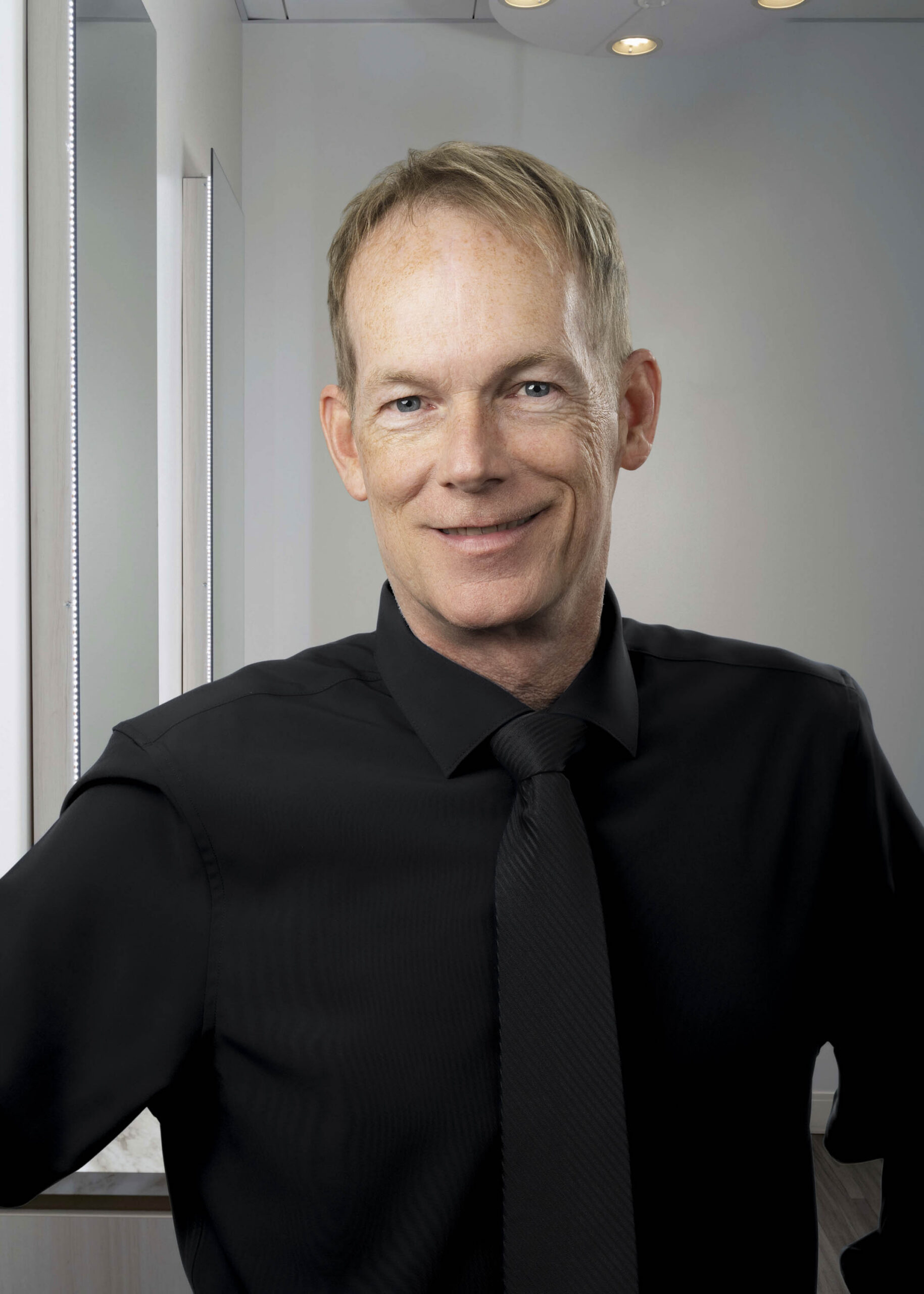 Kevin Thompson